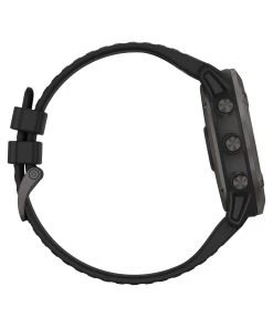 Garmin GPS-Multifunktionsuhr "Fenix 6X Pro Solar" Schwarz/Schiefergrau DLC, Titan-Lünette -Sportbekleidung engelhorn Garmin GPS Multifunktionsuhr Fenix 6X Pro Solar SchwarzSchiefergrau DLC Titan Luenette Detailansicht 02 V1066897E v1