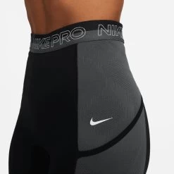 Nike Damen Leggings -Sportbekleidung engelhorn Nike Damen Leggings Detailansicht 08 V1079273D v1