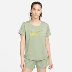Nike Damen Sportshirt ONE DRI-FIT SWOOSH SS -Sportbekleidung engelhorn Nike Damen Sportshirt ONE DRI FIT SWOOSH SS Detailansicht 06 V1079561I v1