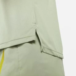 Nike Damen Sportshirt ONE DRI-FIT SWOOSH SS -Sportbekleidung engelhorn Nike Damen Sportshirt ONE DRI FIT SWOOSH SS Detailansicht 09 V1079561I v1