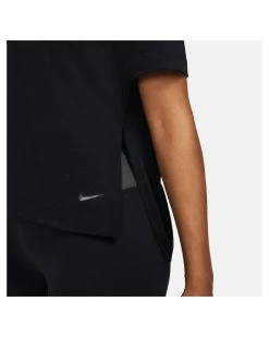 Nike Damen T-Shirt YOGA Loose Fit -Sportbekleidung engelhorn Nike Damen T Shirt YOGA Loose Fit Detailansicht 09 V1074182F v1