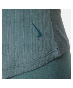 Nike Damen Yoga-Top "Nike Yoga Pointelle" -Sportbekleidung engelhorn Nike Damen Yoga Top Nike Yoga Pointelle Detailansicht 09 V1069481B v1