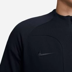 Nike Herren Fußballjacke FC BARCELONA ACADEMY PRO -Sportbekleidung engelhorn Nike Herren Fussballjacke FC BARCELONA ACADEMY PRO Detailansicht 08 V1078339I v1