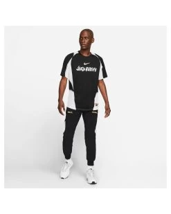 Nike Herren Fußballtrikot "Nike F.C. Home" Kurzarm 17 Nike Herren Fußballtrikot "Nike F.C. Home" Kurzarm -Sportbekleidung engelhorn Nike Herren Fussballtrikot Nike FC Home Kurzarm Detailansicht 09 V1071058W v1