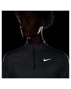 Nike Herren Laufshirt Langarm -Sportbekleidung engelhorn Nike Herren Laufshirt Langarm Detailansicht 08 V1072222J v1