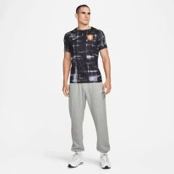 Nike Niederlande Fußballtrikot WM 2022 PRE-MATCH -Sportbekleidung engelhorn Nike Niederlande Fussballtrikot WM 2022 PRE MATCH Detailansicht 05 V1076111H v1