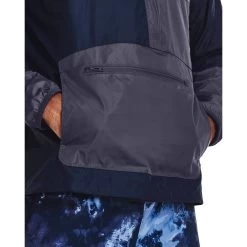 Under Armour Herren Anorak UA RUSH -Sportbekleidung engelhorn Under Armour Herren Anorak UA RUSH Detailansicht 08 V1075963R v1