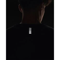 Under Armour Herren Laufshirt ISO CHILL LASER HEAT -Sportbekleidung engelhorn Under Armour Herren Laufshirt ISO CHILL LASER HEAT Detailansicht 07 V1078095I v1