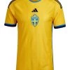 Adidas Performance Fußballtrikot SCHWEDEN WM 22/23 Heimspiel REPLICA -Sportbekleidung engelhorn adidas Performance Fussballtrikot SCHWEDEN WM 2223 Heimspiel REPLICA Vorderansicht V1075574M v1