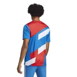Adidas Performance Herren Fußballtrikot FC BAYERN MÜNCHEN PRE-MATCH SHIRT -Sportbekleidung engelhorn adidas Performance Herren Fussballtrikot FC BAYERN MUeNCHEN PRE MATCH SHIRT Detailansicht 06 V1077982M v1