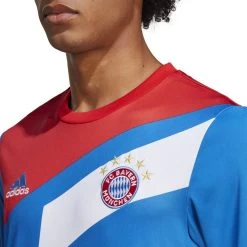 Adidas Performance Herren Fußballtrikot FC BAYERN MÜNCHEN PRE-MATCH SHIRT -Sportbekleidung engelhorn adidas Performance Herren Fussballtrikot FC BAYERN MUeNCHEN PRE MATCH SHIRT Detailansicht 08 V1077982M v1